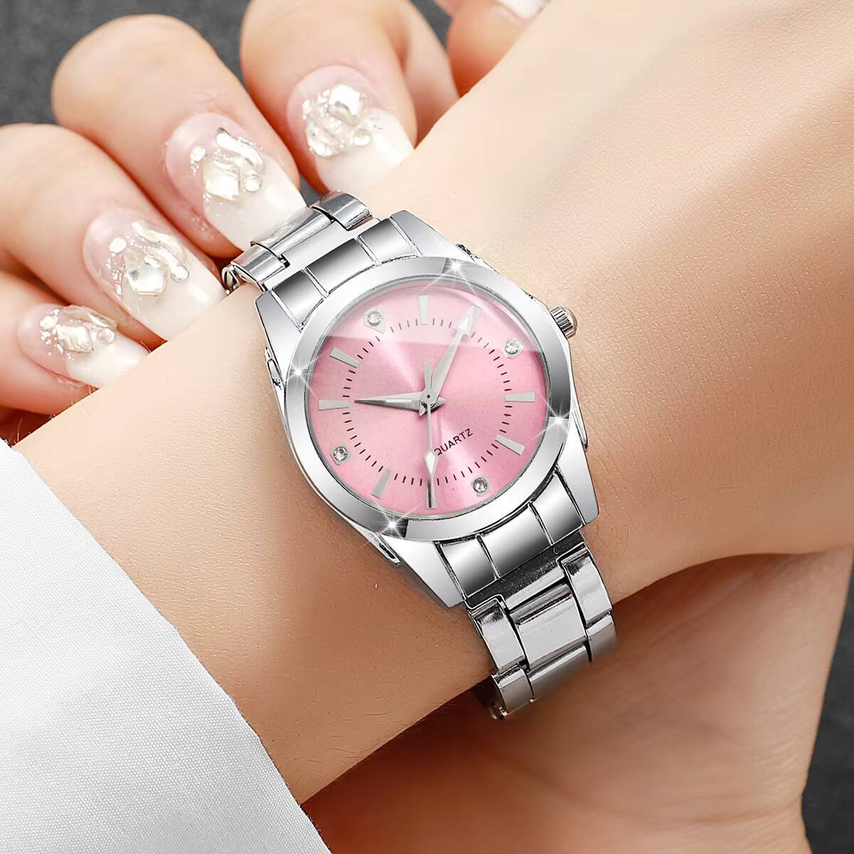 Luxury Rhinestone Women Watche - Luxury Watch Storage 评论和价格